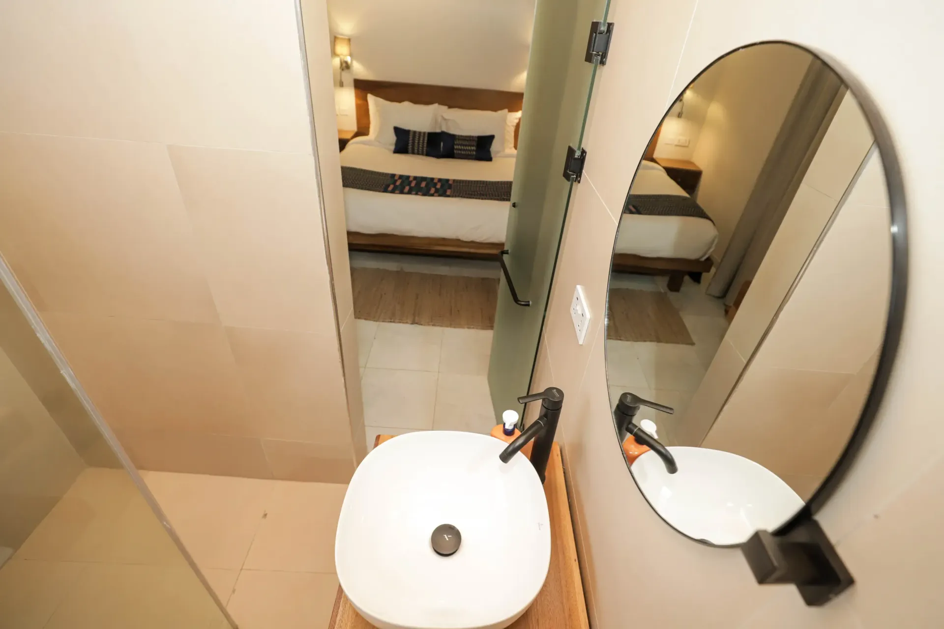 Élégance Suite interior 4