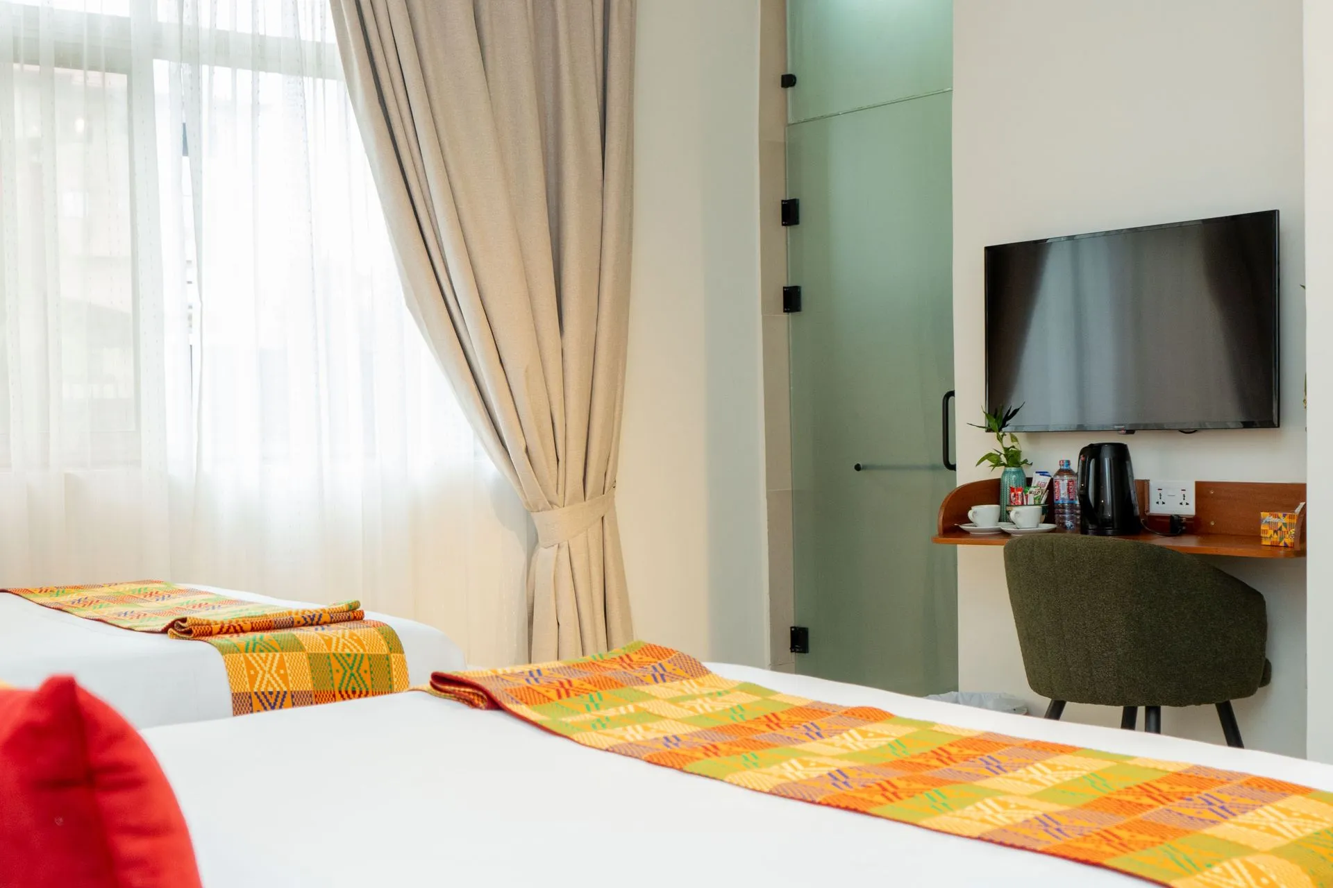 Supreme Suite interior 2