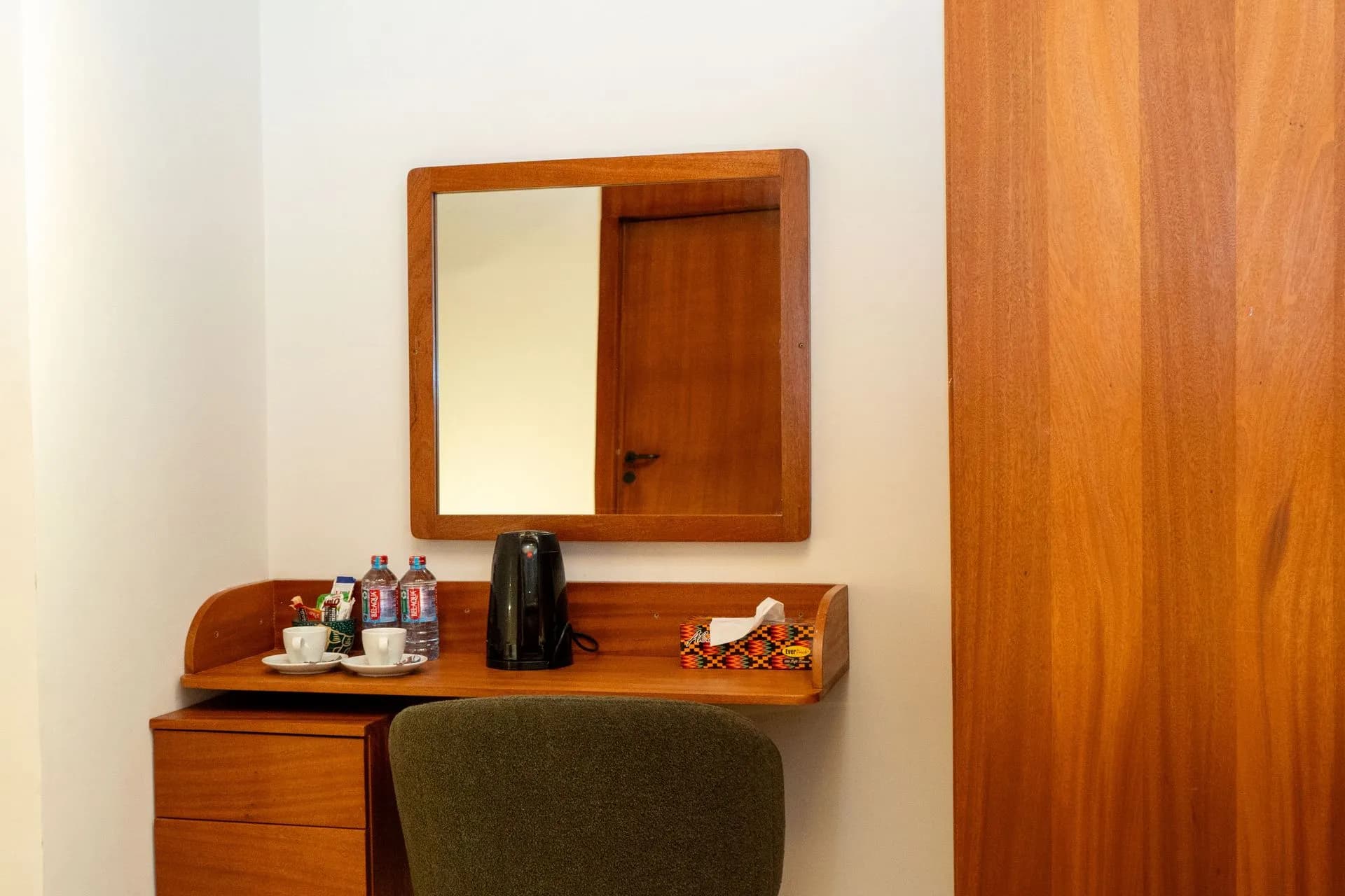 Supreme Suite interior 12