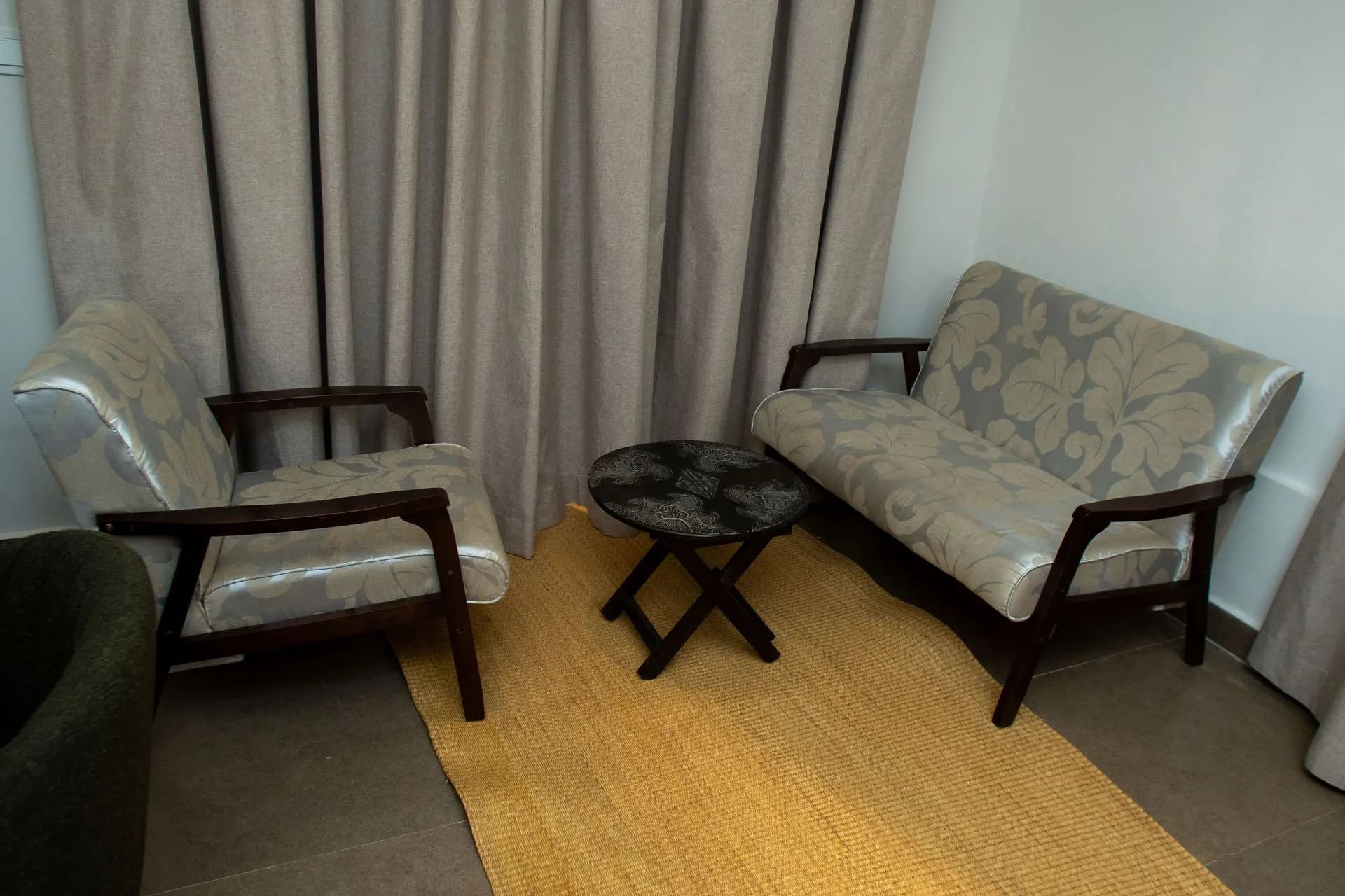 Executive Suite interior 1