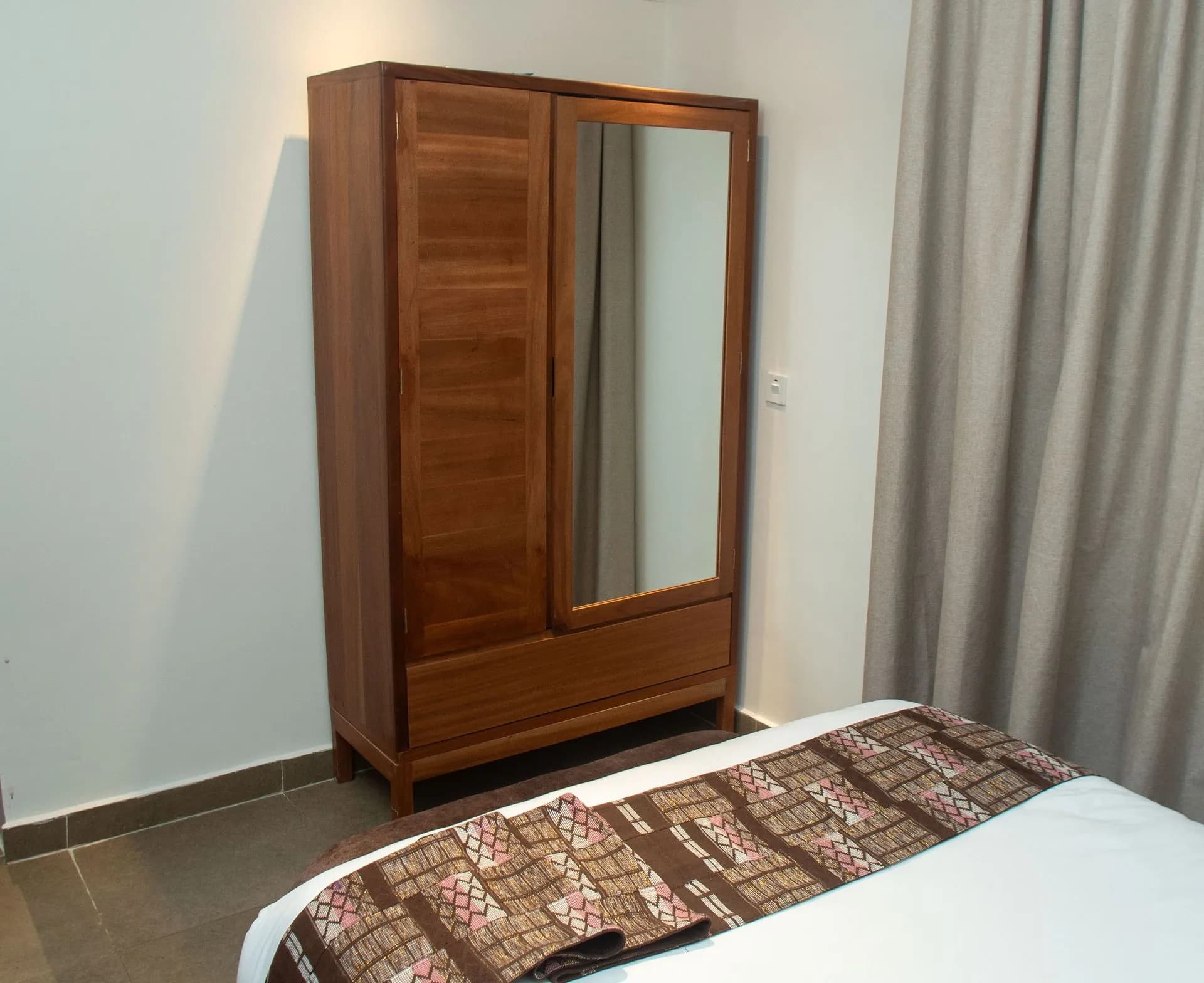 Executive Suite interior 2
