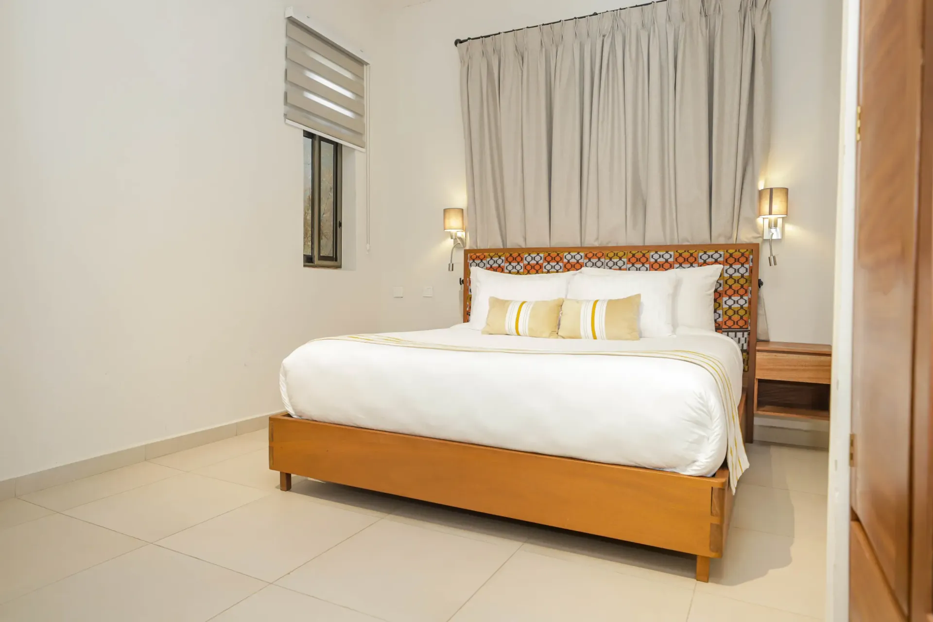 Executive Suite interior 9