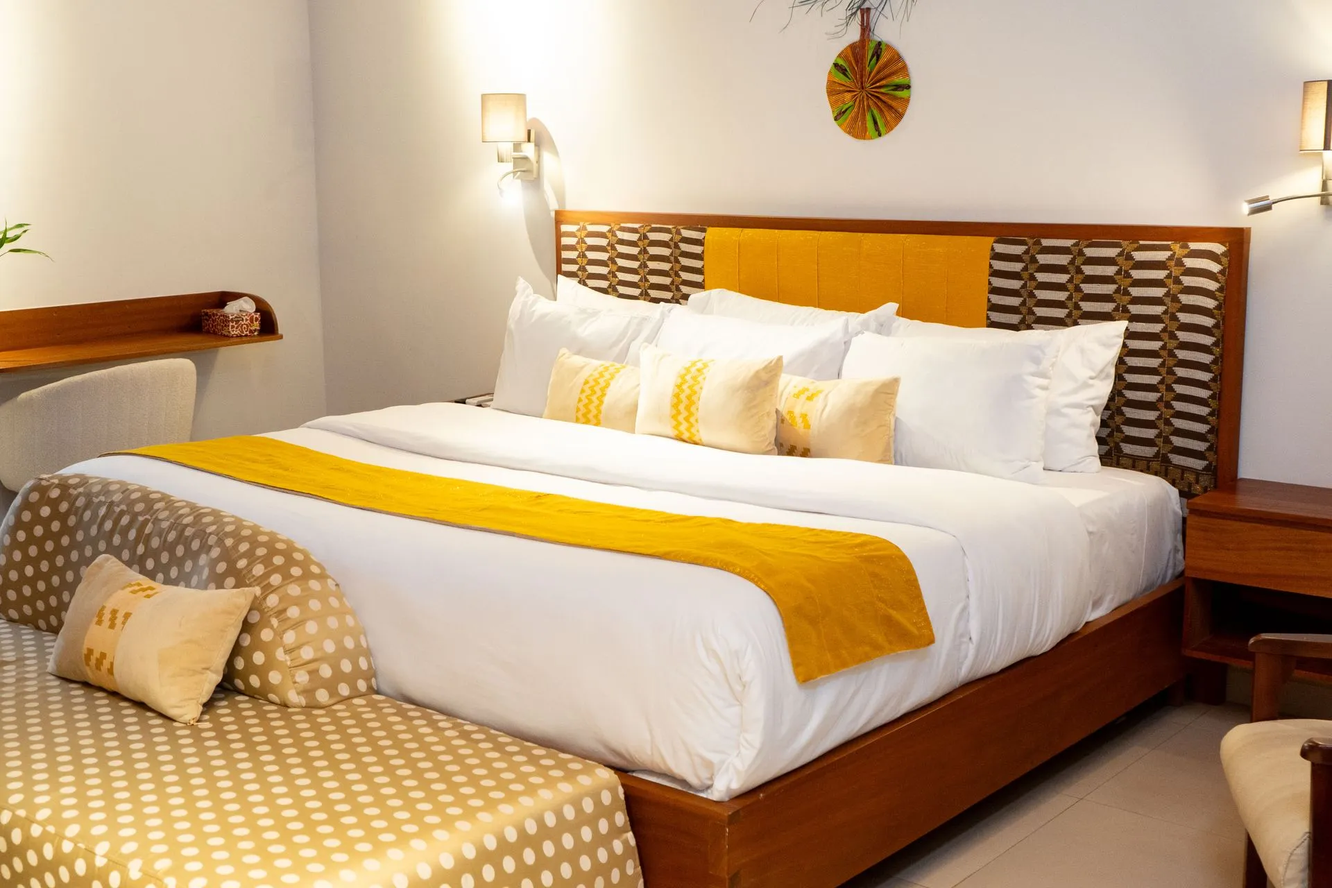 La Royale interior 10